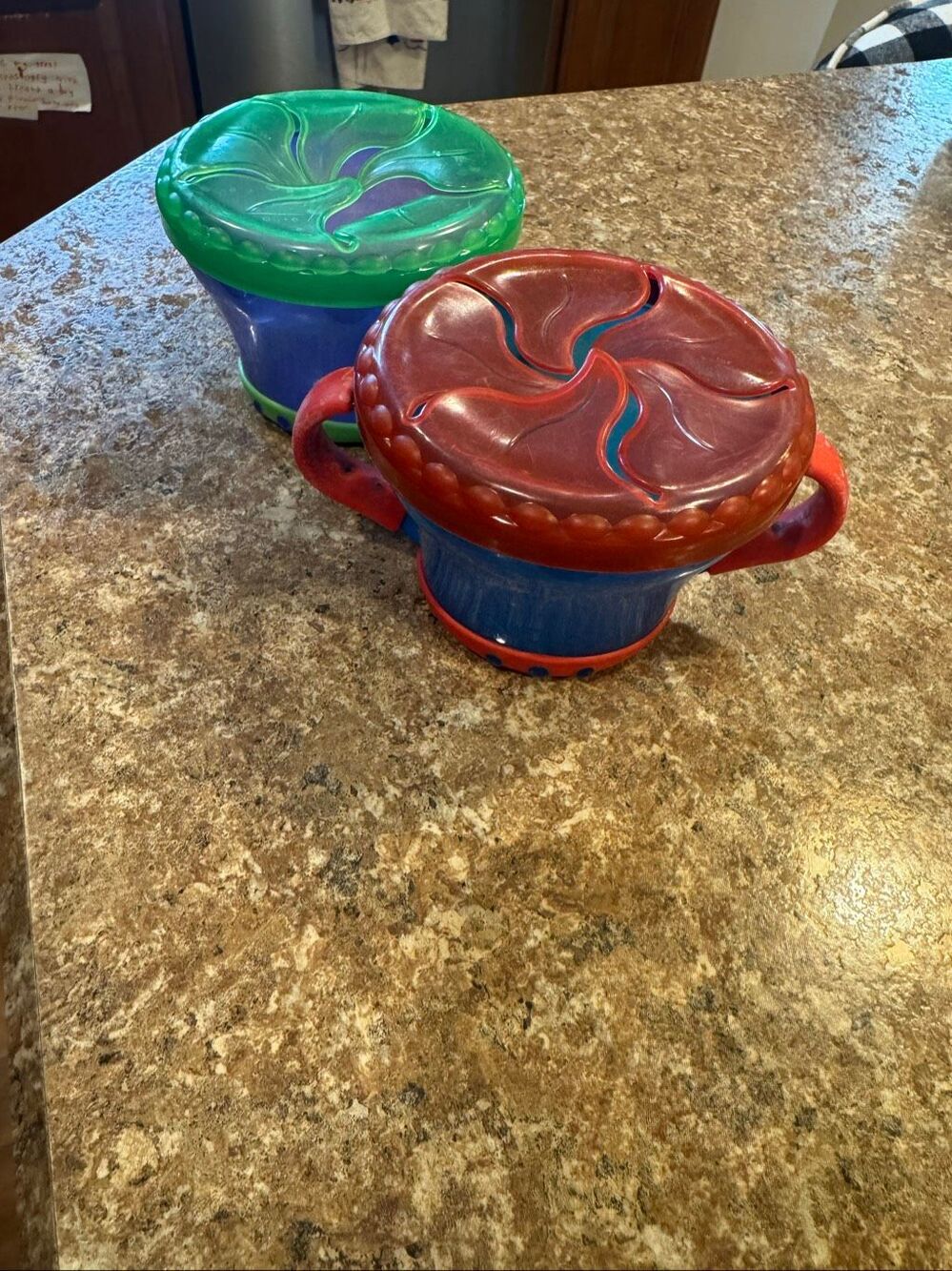 Toddler Nuby snack cup bundle